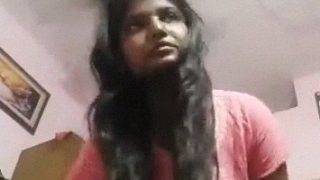 Video Bugil Gadis Hyderabad Lepas Salwar Kamez Sambil Gaya Nakal