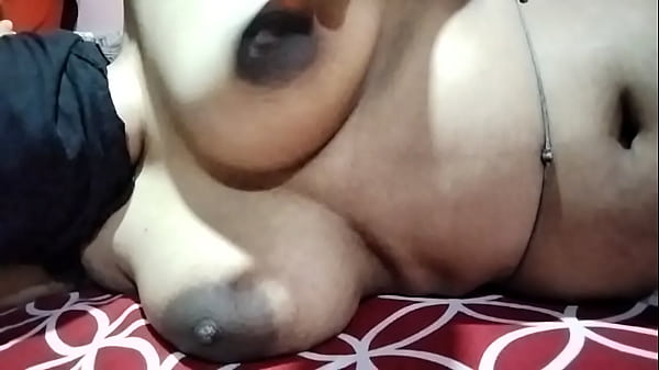 Mallu Indian Bhabh Lagi Horny, Siap Digoyang Di Kamar.