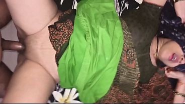 Desi Kakak Tiri Ngentot Keras Sama Adik Tirinya Pas Lagi Di Rumah Sendirian, Film Penuh (dubbing Hindi).