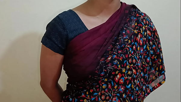 Nih Bokep Pembantu India Desi Lagi Ngewe, Memek Basah Kena Creampi, Part 2, Suara Hindi Jelas Bikin Ngilu.