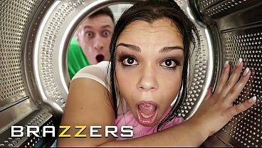 Tontonan Panas Brazzers – Para Bintang Besar Terjebak Skenario Liar, Berujung Nge-seks Keras Di Kompilasi Ini