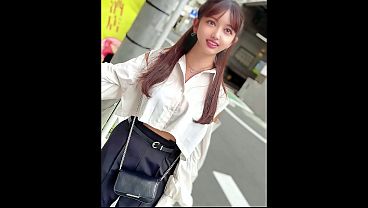 Goyangin Majalah, Setengah Filipina Setengah Jepang, Baru 18 Tahun, Siap Bikin Lo Tegang.