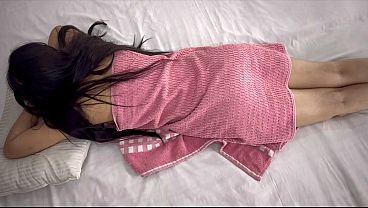 Nri Cewek Digosok Pantatnya Sama Pelayan, Terus Dimasukin Kontol Ke Memek, Pantat Gede