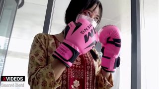 Desi Cewek Fighter Ufc Pukulannya Bikin Greget, Ngenakin Kayak Pro