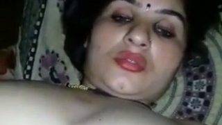 Tonton Video Seru Desi Aunty Telanjang, Bikin Makin Panas!
