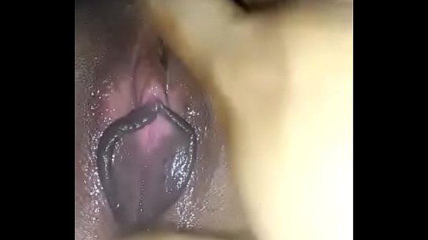 Cewek India Lagi Sange Berat, Ngabisin Kontol Sambil Nungguin Majikan.