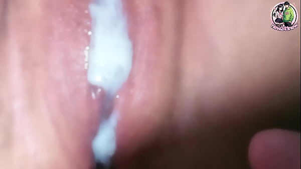สาวไทยหื่นจัดตอนผัวไม่ออกบ้าน โดนควยใหญ่เย็ดจนน้ำแตกเต็มหี Creampie สดๆ