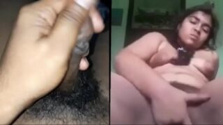 Cewek India Seksi Montok Lagi Sibuk Mainin Diri Sendiri