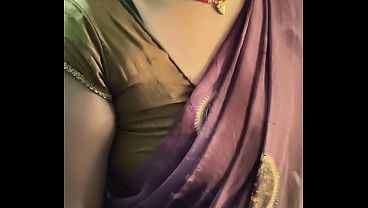 Aku Pengen Banget Sama Istri Orang India Yang Seksi Banget.