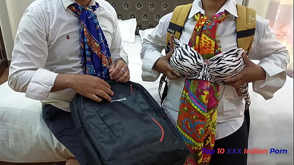 Ngentot Cewek Desi Di Hotel Oyo, Pertemuan Pertama Langsung Ngewe